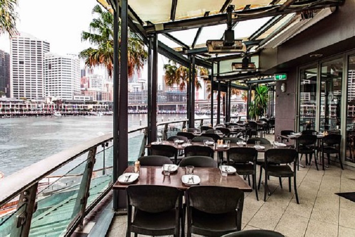 Kinh nghiệm du lịch Sydney - Nhà hàng Hurricane