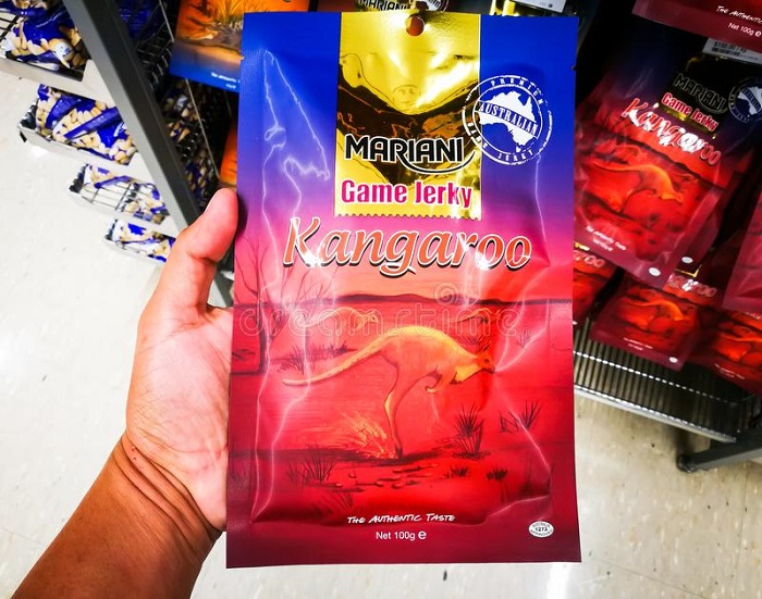 Du lịch Úc nên mua gì - Kangaroo Jerky.