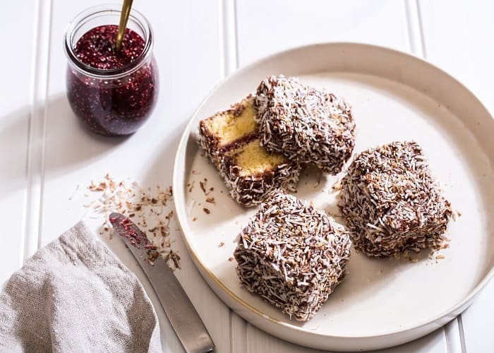 Ăn gì ở Sydney - Bánh Lamington hình lập phương độc đáo