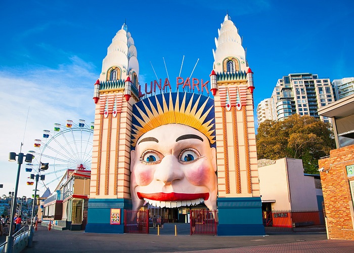 Cổng vào công viên Luna Sydney