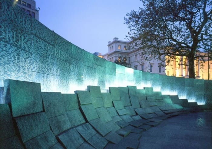 Đài tưởng niệm chiến tranh Úc - Bức tường tưởng niệm những người lính Úc bản địa