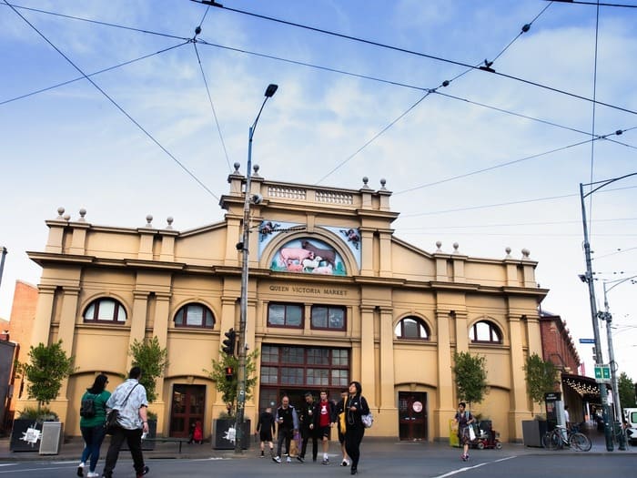 Kinh nghiệm mua sắm ở Úc - Ngôi chợ Queen Victoria với vẻ đẹp cổ kính
