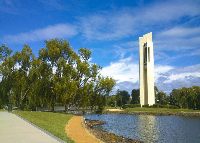 Tháp chuông National Carillon