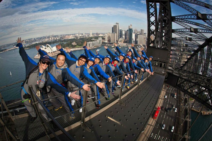 trải nghiệm dịch vụ leo cầu tại cầu cảng Sedney, địa điểm du lịch Sydney