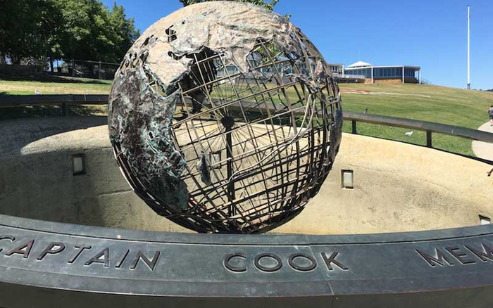 Tượng đài tưởng niệm người phát hiện ra Châu Úc