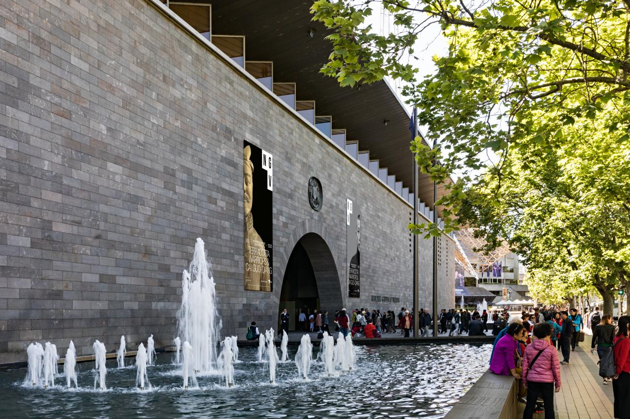 Phòng triển lãm Quốc gia Victoria (NGV) khánh thành 1891 lâu đời nhất tại Úc