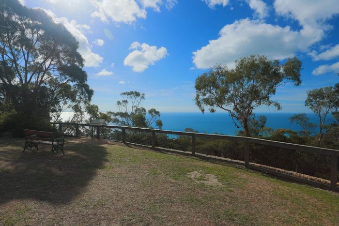 Du lịch Melbourne mùa thu -Một góc Seawinds Gardens