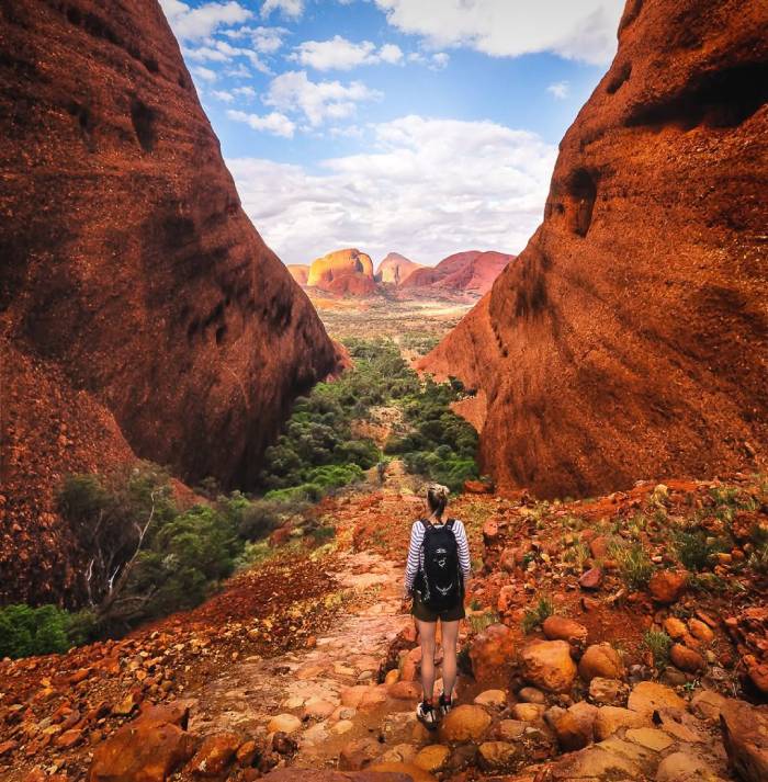 Du lịch Uluru - khối núi đỏ linh thiêng nước Úc