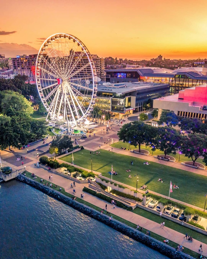 Wheel of Brisbane trải nghiệm ngắm cảnh từ trên cao cực kỳ thú vị. Nguồn: britinbrisbane