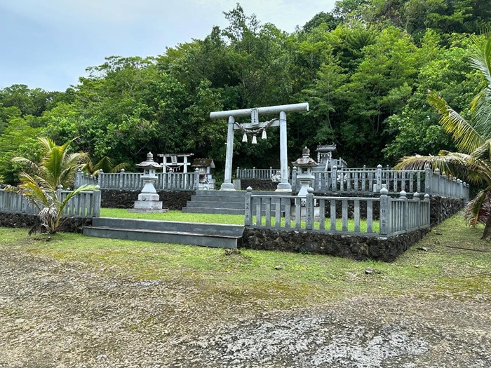Tham gia tour du lịch lịch sử cùng hướng dẫn viên Peleliu. Nguồn: jitrasen