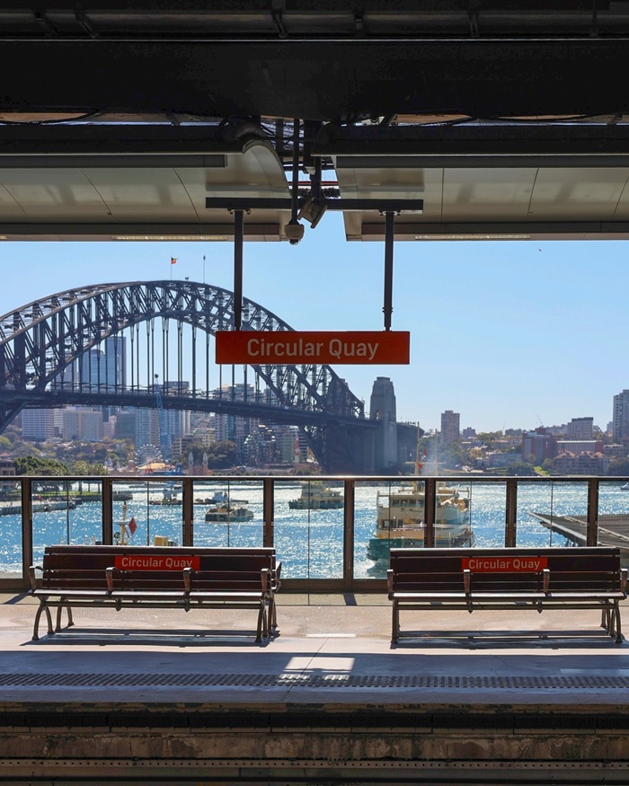 Bến cảng Circular Quay là điểm kết nối giao thông quan trọng. Nguồn: yingjian920